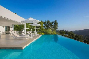 Luxurious 5 Bedroom Villa with Pool & Stunning Views